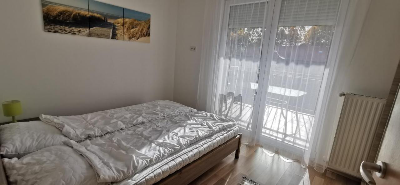 Apartamento Vivi Wellness Apartman Siófok Exterior foto