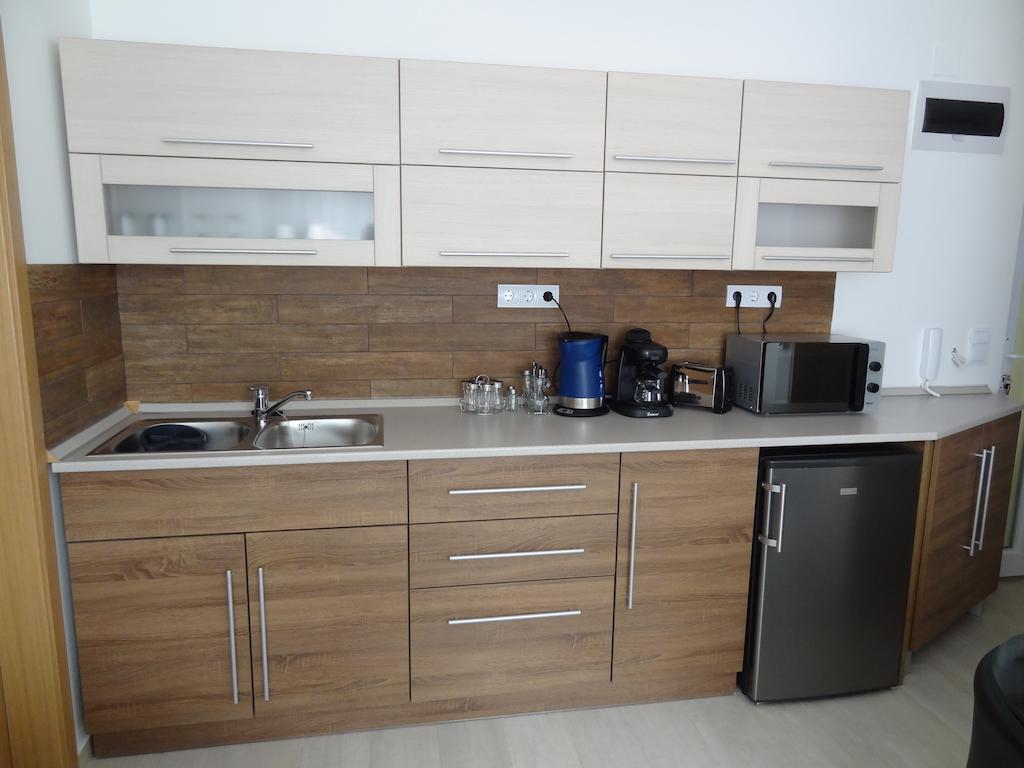Apartamento Vivi Wellness Apartman Siófok Habitación foto